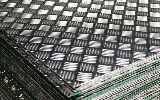 五條筋花紋鋁板