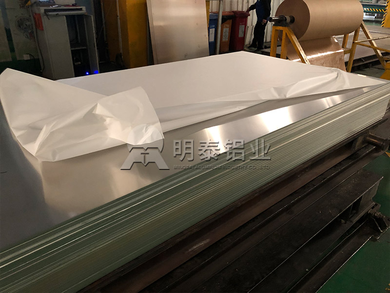 電池殼體原材料的選擇-明泰鋁業3003h14鋁板質量可靠